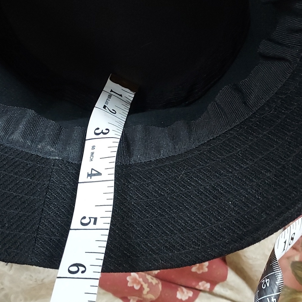 August Hat - Picture 5 of 6